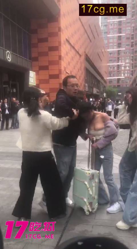 414小三2.jpg 414小三2.jpg